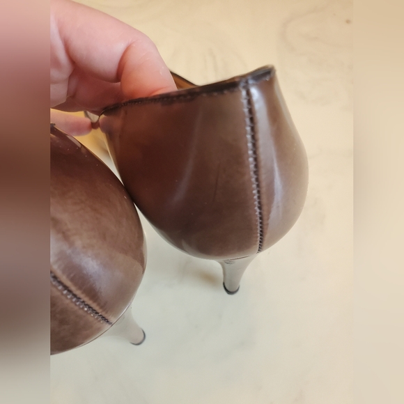 Prada Fumo patent leather pumps - Picture 5 of 9